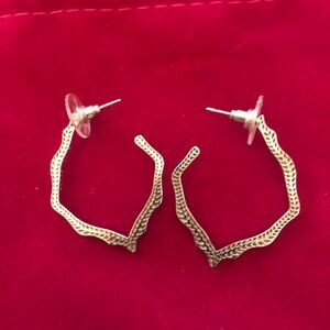 Kendra Scott hoop earrings